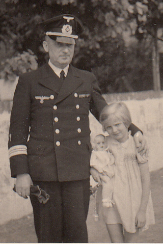 karl-drerup-eugen-koester-photograph-10-marlene-koester-1941-July-25-bornhofen.jpg